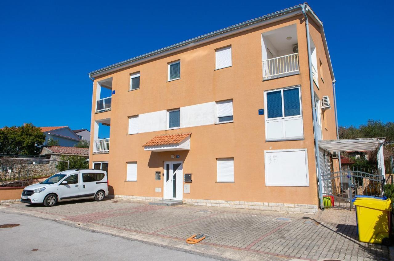 Apartman Noel Krk Town Exterior foto